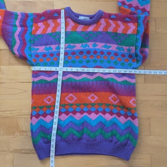 Vintage Simons 100% wool colorful vibrant 90s sweater small medium A - Picture 2 of 9